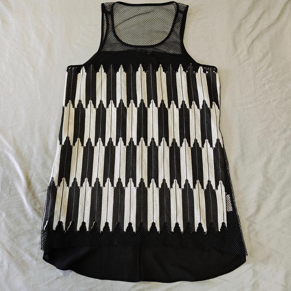 Sachin & Babi Geometric Arrow Mesh Overlay Tank Top Tunic Black White 2 S15-T50